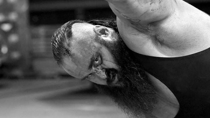 https://static2.thesportsterimages.com/wordpress/wp-content/uploads/2017/07/Braun-bleeding-wwe.jpg?q=50&fit=crop&w=738